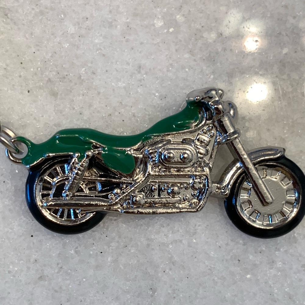 Motorcycle Keychain - Picture 5 of 5